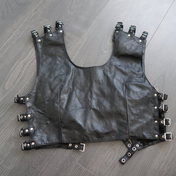 Leather Buckle Vest - Picture 3 of 3